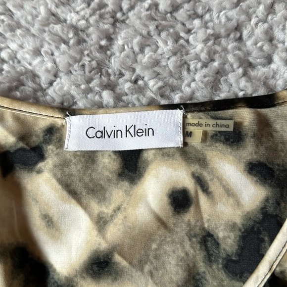 New Calvin Klein Dressy Tank Top Size Medium - Picture 3 of 6